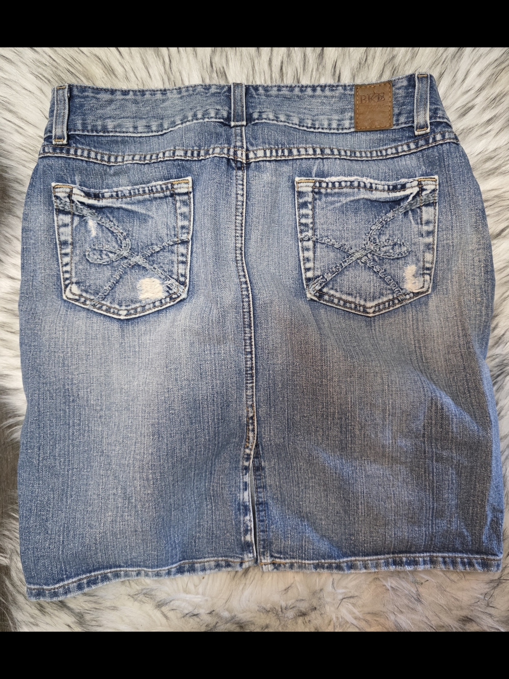BKE Denim Mini Skirt Size 5 Medium Wash Distressed Pocket Y2K Buckle